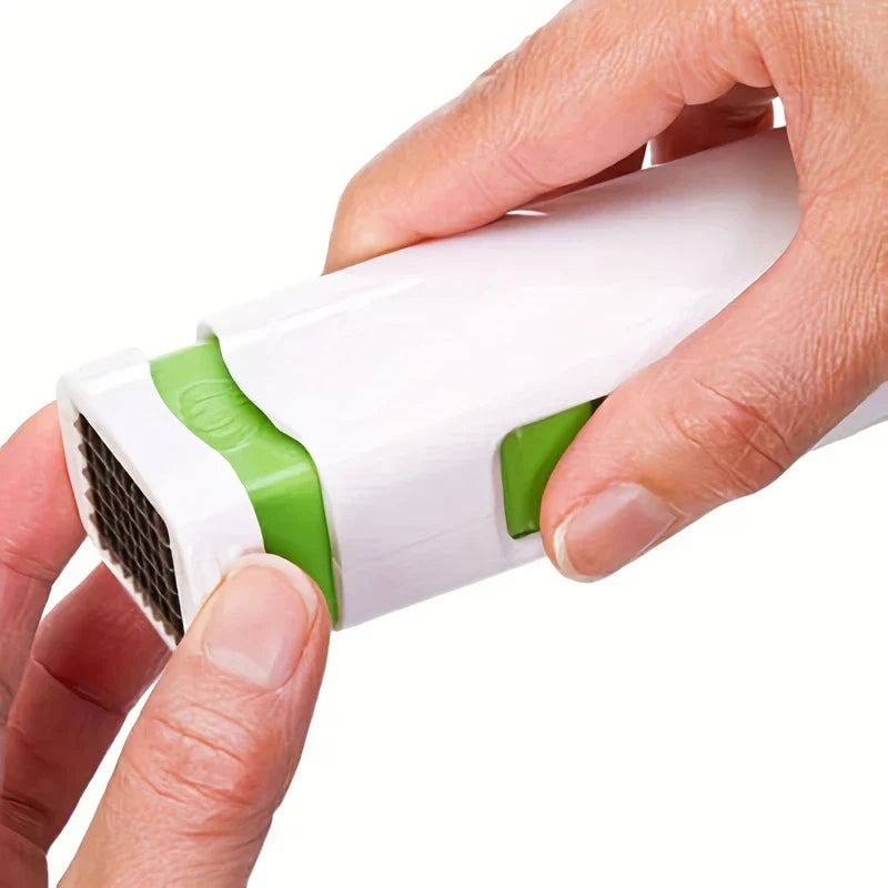 Manual Garlic Press Twist Mincer Crusher