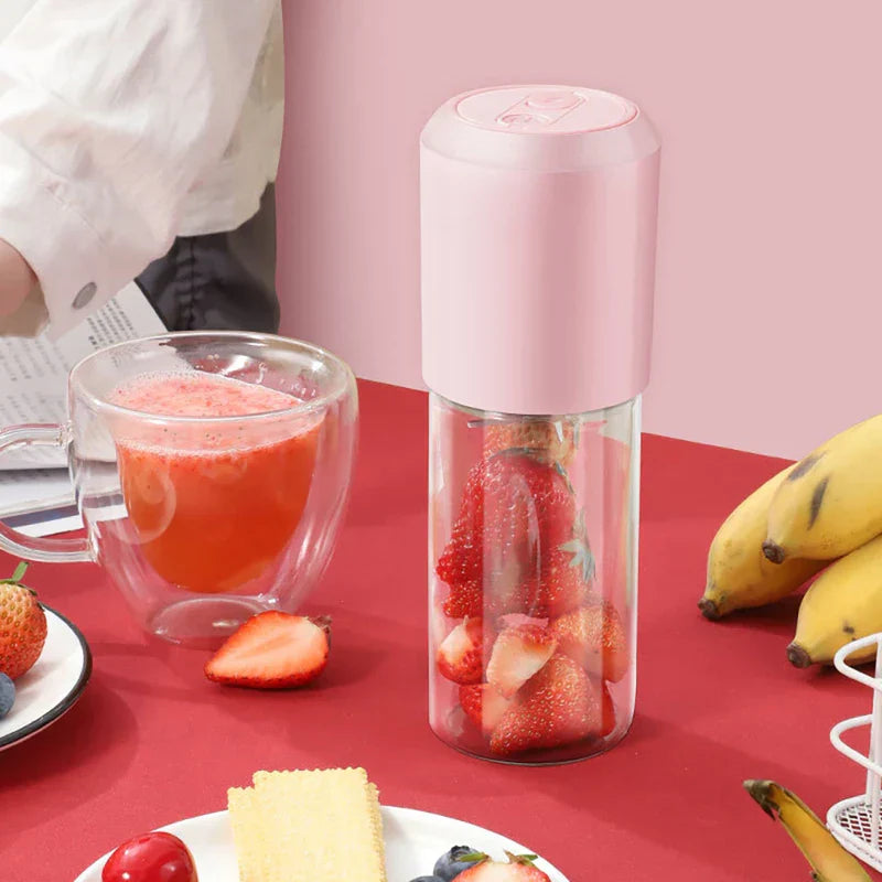 Manual Glass Citrus Juicer Cup